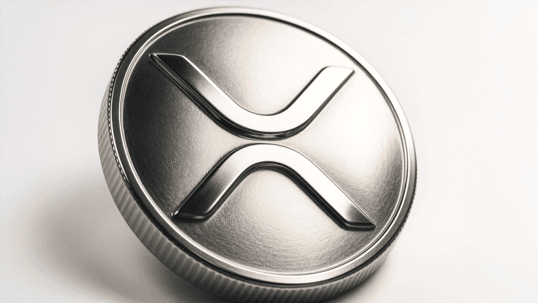 XRP Price Watch: Bulls Battle Resistance at $2.16 as Market Awaits Breakout