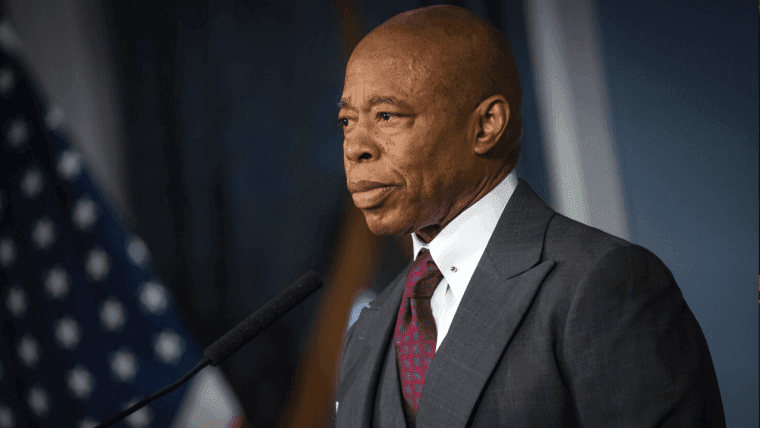 Eric Adams z NYC przedstawia plan obligacji Bitcoin na konferencji w Vegas