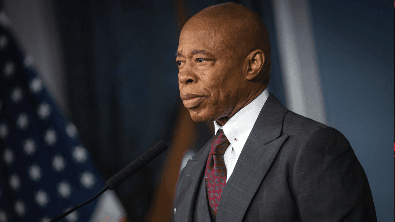 NYC’s Eric Adams Unveils Plan for Bitcoin Bonds at Vegas Conference