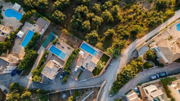 Gallup Anketi: ABD'de Gayrimenkul ve Altın Hâlâ Uzun Vadeli Yatırımlarda Tercih Ediliyor