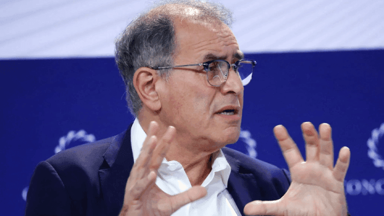 Il "Dr. Doom" ora è ottimista sull'economia degli Stati Uniti, prevede una crescita del 4% nonostante i dazi di Trump