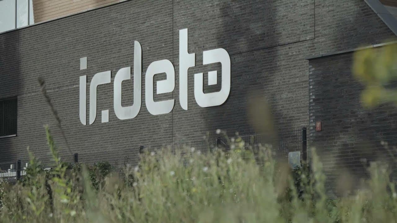 मल्टीचॉइस की इर्डेटो और कॉइनबेस अवैध क्रिप्टोकरेंसी उपयोग के खिलाफ एकजुट हुए