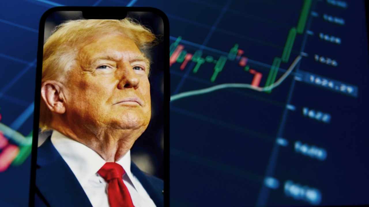 Senatore lancia il MEME Act per fermare la macchina da soldi cripto di Trump