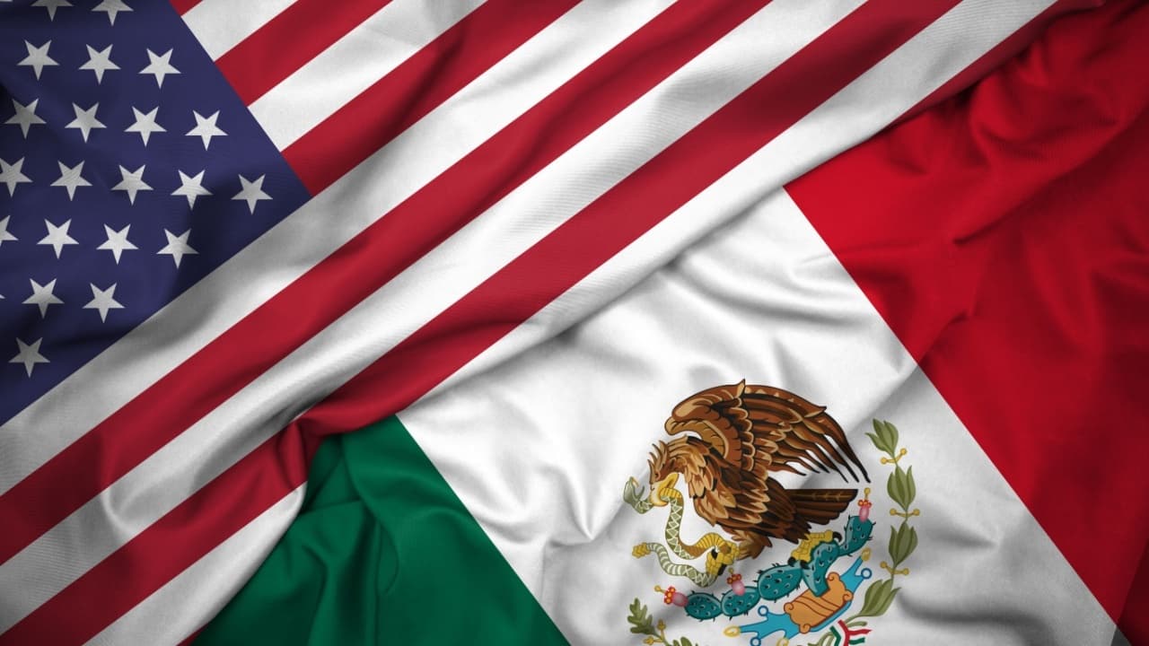 Trumps 'Store, Smukke Lovforslag' Udløser Mexico-USA Standoff