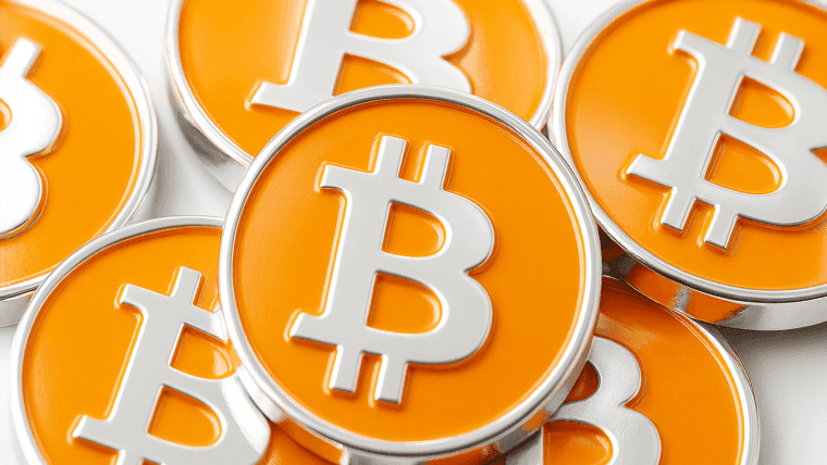 La demande de Bitcoin montre des signes de refroidissement alors que les achats de baleines et d'ETF diminuent de moitié : Cryptoquant