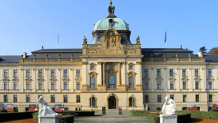 $46 mln darowizna w Bitcoinach stawia czeski rząd na skraju