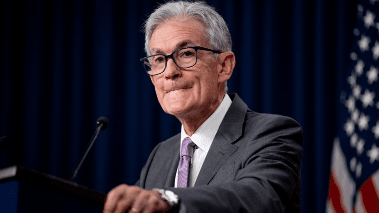 Laporan: Putusan Mahkamah Agung Melindungi Ketua Fed Powell Dari Pemecatan