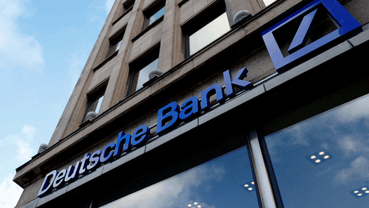Rapport : Deutsche Bank Évalue l'Utilisation de la Technologie Stablecoin ou un Rôle dans un Consortium