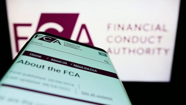 UK FCA creează un nou rol de Director Adjunct Executiv pentru a supraveghea reglementarea firmelor de stablecoin și criptomonede.