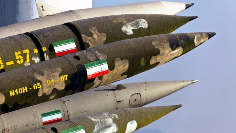 L'Iran cible des bases américaines au Qatar ; Novogratz voit une hausse du marché si les représailles restent limitées.