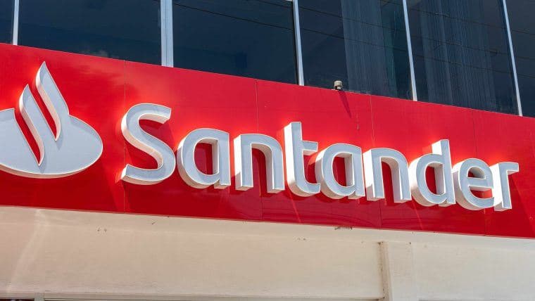 Santander má za cíl kryptoplatby s strategií stablecoinů
