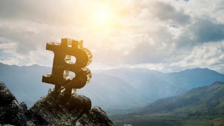 Cotygodniowe Podsumowanie Kryptowalut: BTC Odzyskuje Siły po Spadku z Powodu Konfliktu, Analitycy Prognozują Nowe Historyczne Maksima