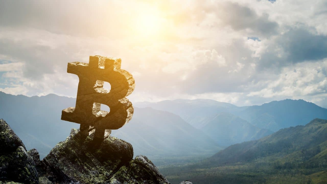 Ugentlig Krypto Wrap: BTC Kommer Sig Efter Konfliktdyk, Analytikere Forudsiger Ny All-Time High