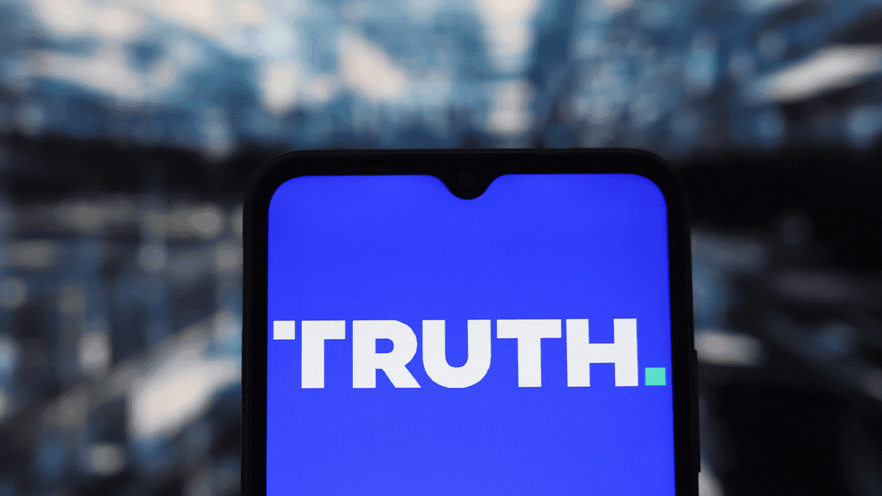 Truth Social Platform's Parent Company Proposes Blue Chip Crypto ETF