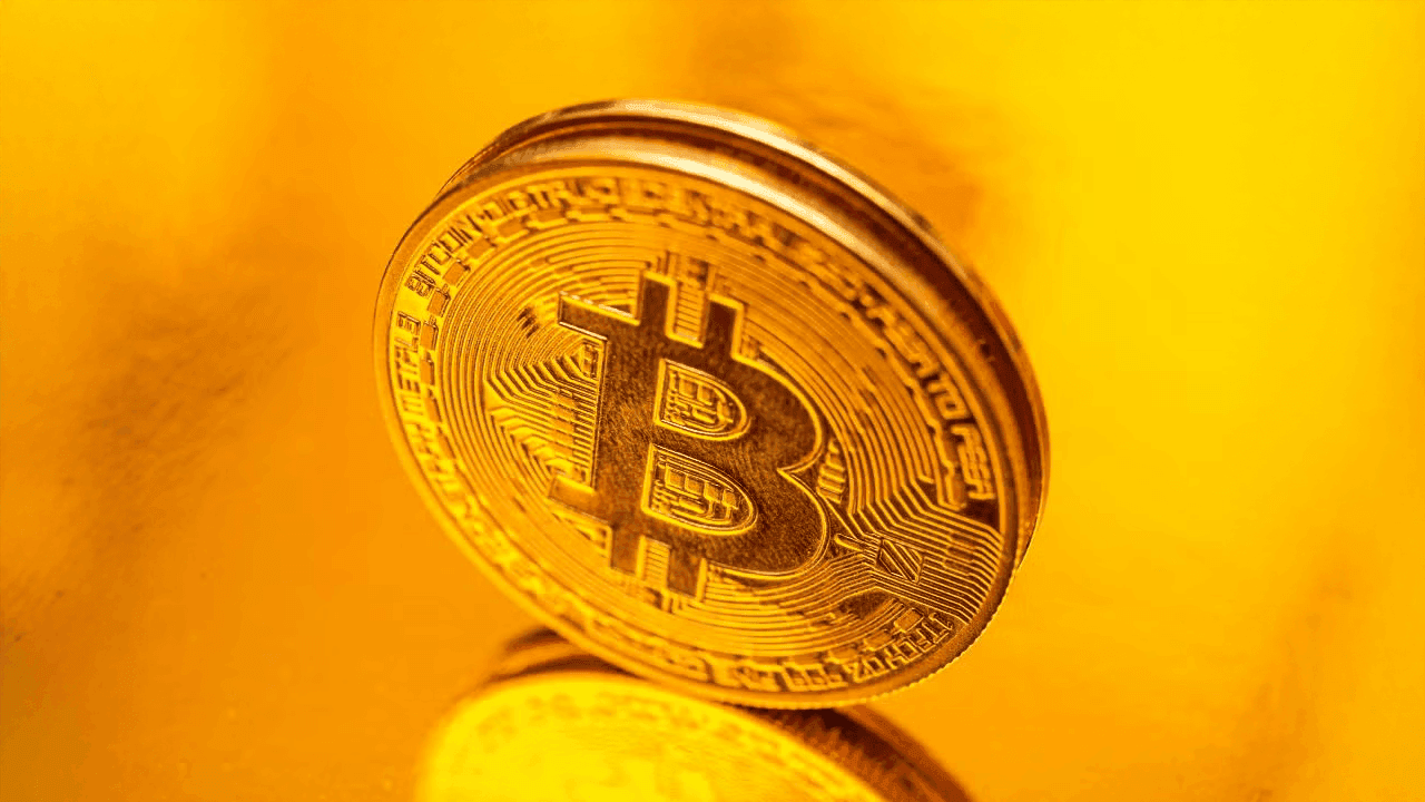 UK’s Smarter Web Company Buys 225 Bitcoin, Boosts Treasury to 2,050 BTC