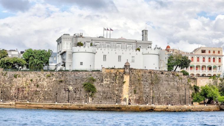 Acusación Revelada en Puerto Rico Acusa a Dos Hombres en Fraude de Inversión de $650 Millones de Omegapro