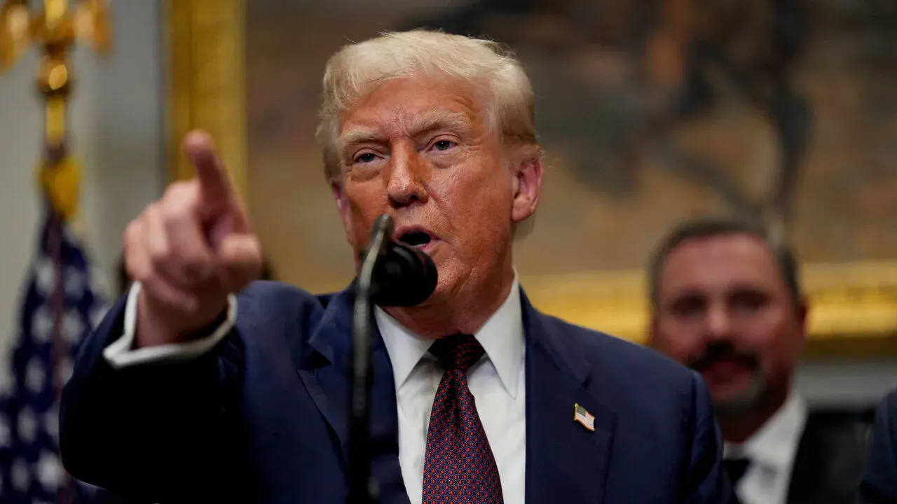 Langkah di Detik-Detik Terakhir: Trump Memperpanjang Gencatan Senjata Tarif China Selama 90 Hari