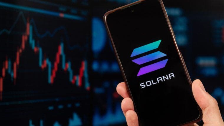 Solana Mobile, 150,000대 사전 주문을 이행하며 시커 스마트폰 출시