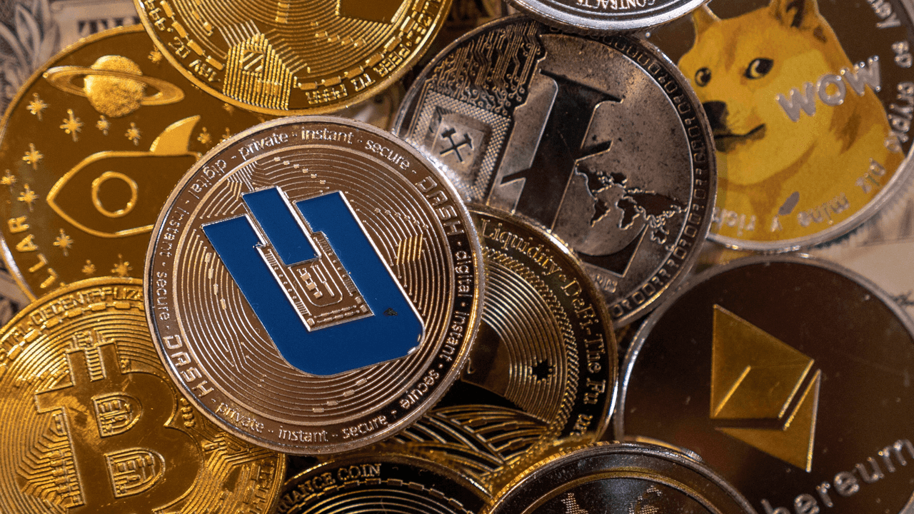 Dusiner af Crypto ETF'er sidder i SEC-kø, viser Bloombergs Seyffart