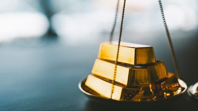 Altın Bitcoin'in Işığını Çalıyor, Pazartesi Gecesi Atılımında Rekor Fiyat Seviyelerine Ulaşıyor