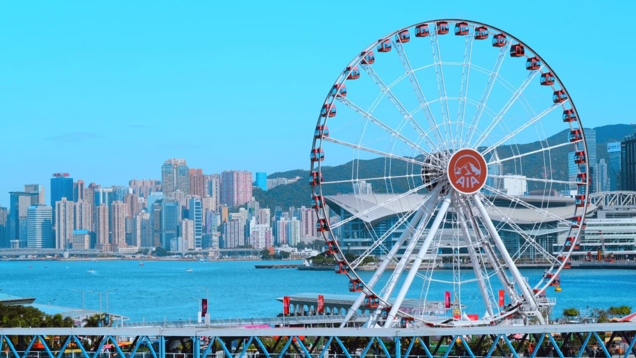 O estoque QMMM dispara 1.730% após anunciar tesouro de criptomoeda de $100 milhões