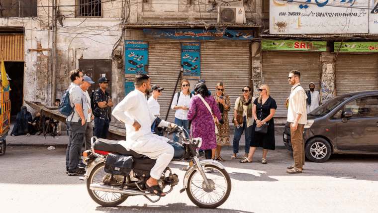 O Paquistão Abre Portas para Bolsas Regulamentadas enquanto Críticos Levantam Bandeiras Vermelhas Sobre Sua Estratégia de Criptomoeda