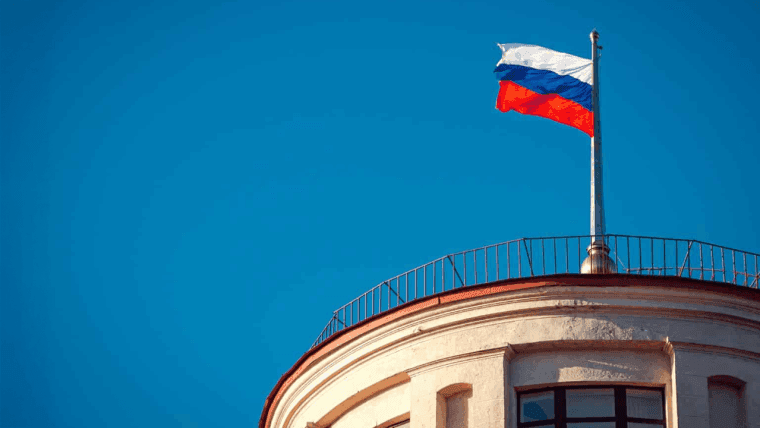 معامله‌گران رمز ارز برای اختلال آماده می‌شوند زیرا روسیه کنترل‌های نقدی را تشدید می‌کند