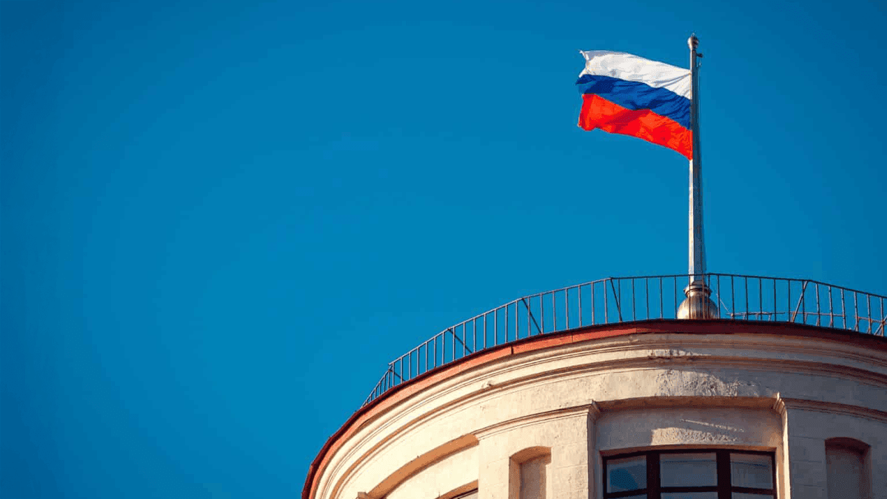Crypto Traders Brace for Disruption as Russia Tightens Cash Controls