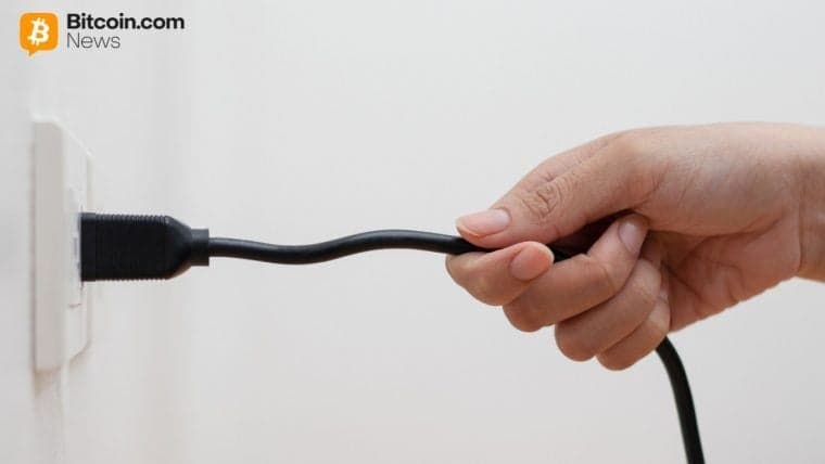 کلمبیا به دلیل عدم رعایت قوانین داده، عملیات جهانی سم آلتمن را متوقف می‌کند