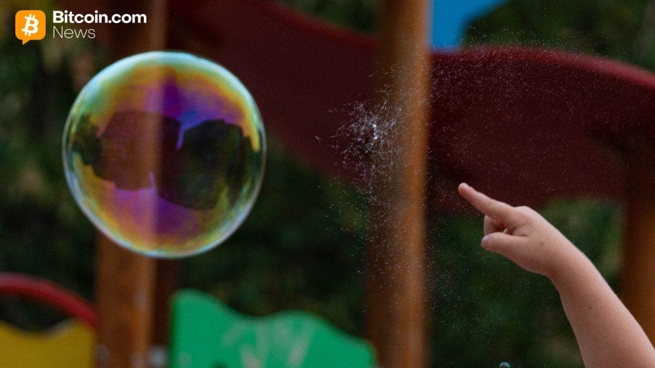 Zhroucení příběhu BTC: Proč byl pokles ceny Bitcoinu „nevyhnutelný“ i přes povyk kolem ETF