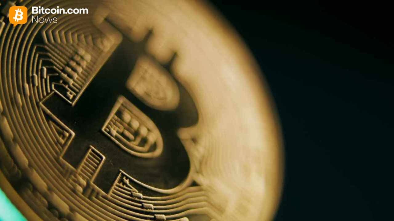Stráitéis ag Luathú Leathnú Bitcoin Le hOfráil Stoc €620M Eora