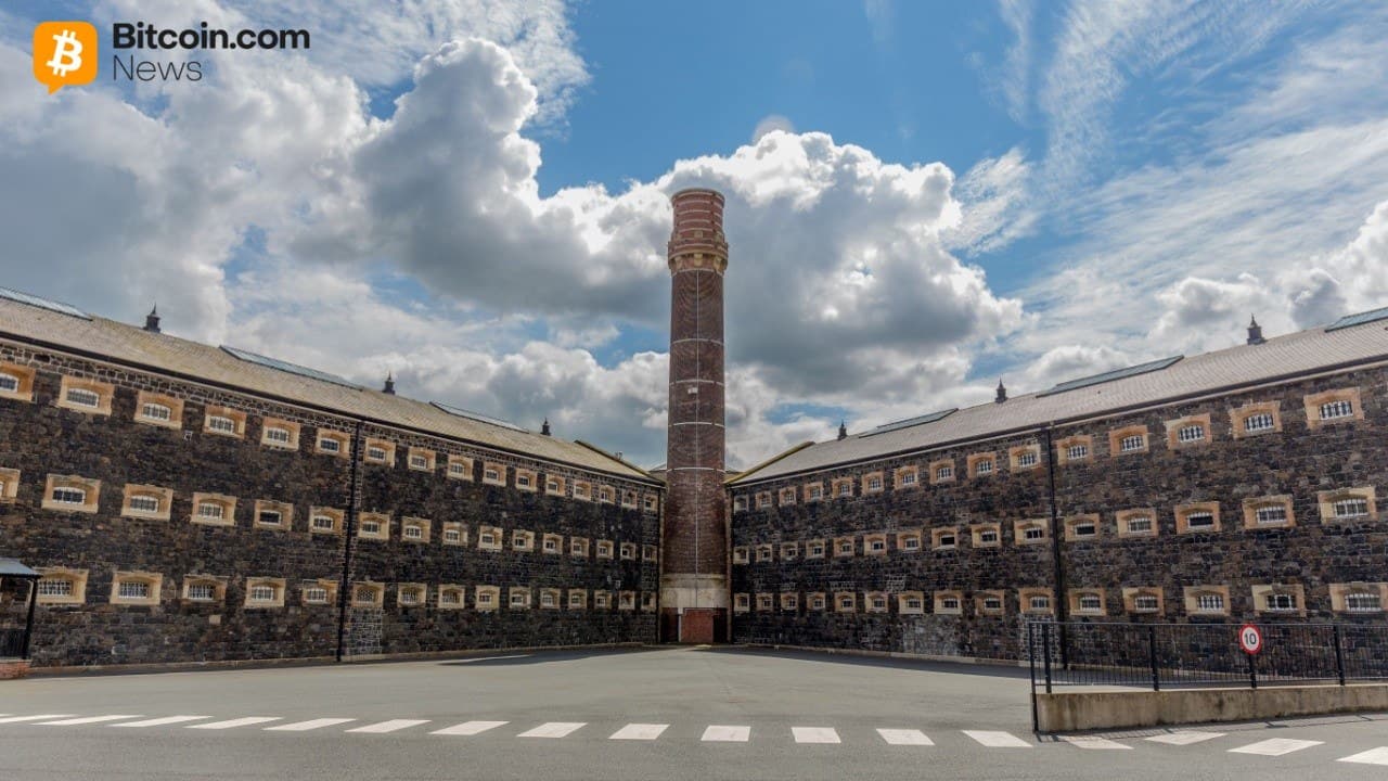 FTX Témoin Vedette Caroline Ellison Transférée en Détention Communautaire Après 11 Mois de Prison