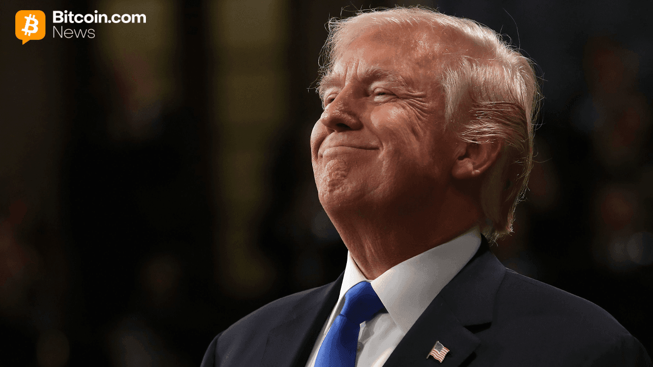 Trump célèbre une victoire après le record historique du Dow, affirme avoir construit la « plus grande économie » jamais vue.