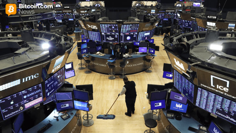 Les actions américaines reculent en fin de séance alors que le pétrole augmente, la Fed donne des signaux et les données PCE se profilent