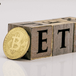ETF Weekly: Bitcoin ETFs Add $568 Million Despite Late Outflow Streak