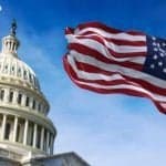 วุฒิสมาชิกสหรัฐฯ เตือนว่าความล่าช้าในการออกกฎหมาย Clarity Act อาจทำให้กฎระเบียบคริปโตถูกเลื่อนไปถึงปี 2030