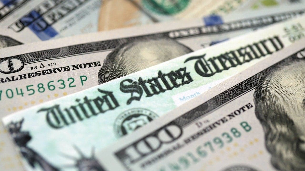 Clarity Act Won't Save US Treasury Debt Market, Analyst Warns