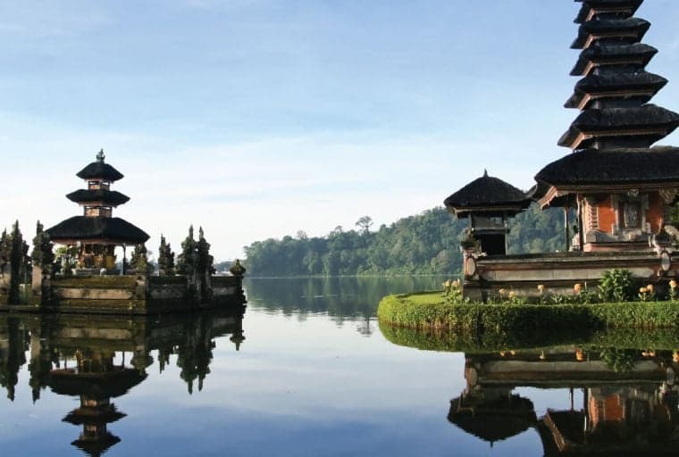 Bitcoin Adoption in Indonesia May Hinge on Blackberry Wallet Solution