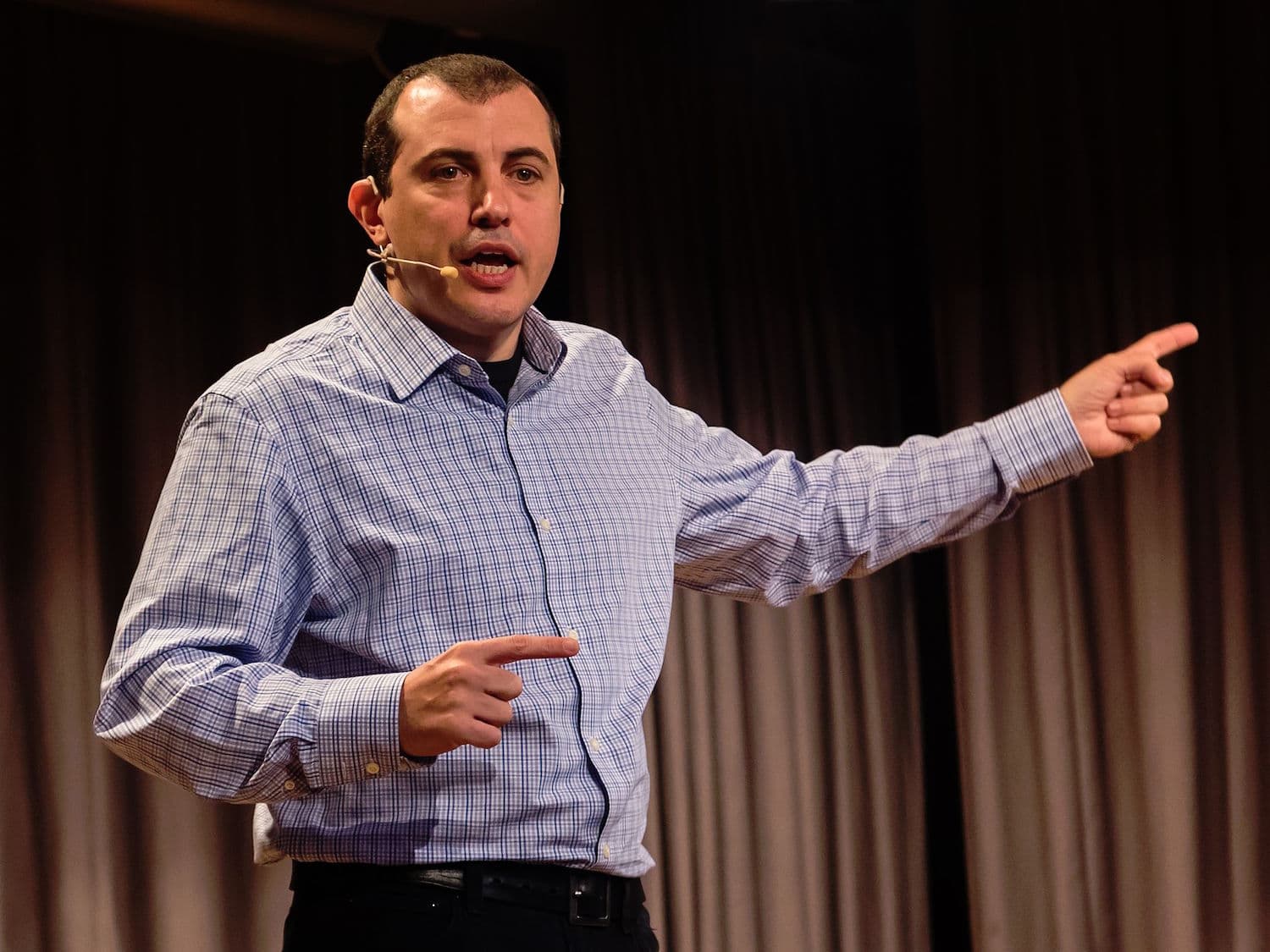 ‘As If Identity Was the Goal’: Antonopoulos Slams Blockchain KYC