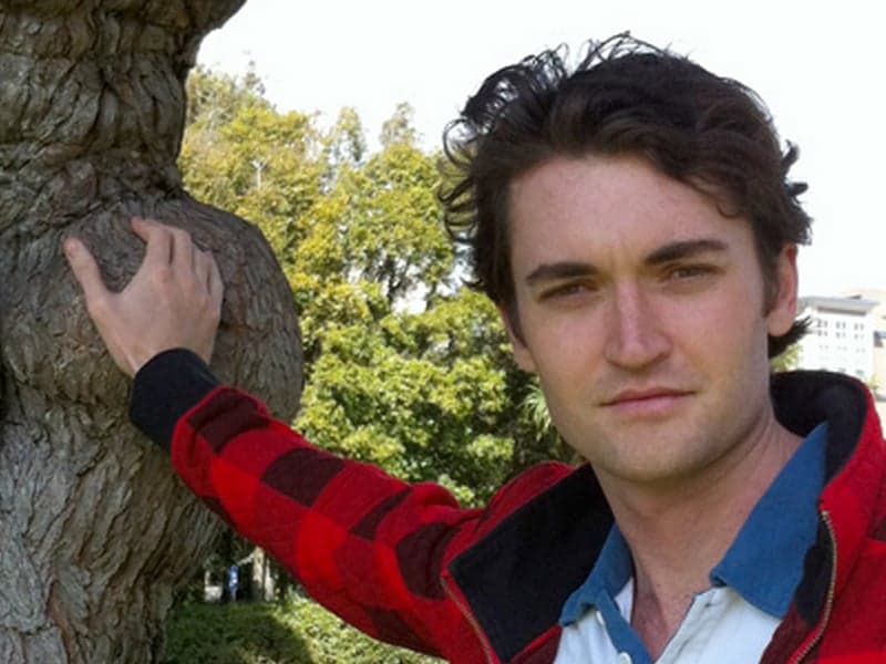 ZCoin Commits to Monthly Donations to Ross Ulbricht Defense