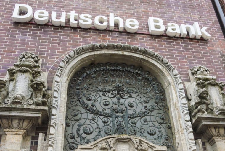 Deutsche Bank Survey Sees Blockchain Adoption in Six Years