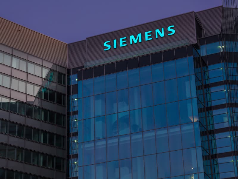 Siemens Partners With LO3 Building Blockchain Microgrids