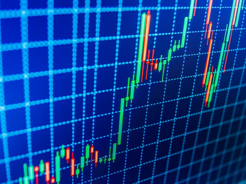 Bitcoin Blows Past $808 With No Sign of Heartbreak