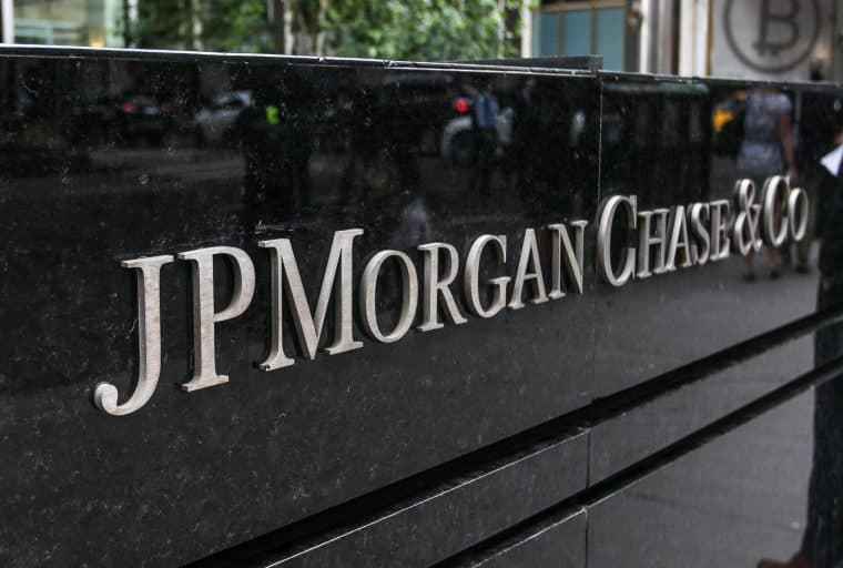 Jamie Dimon's Bitcoin Statements Reported as Market Abuse in Sweden