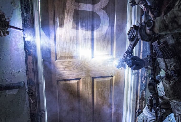 Fork Debate Drops to New Low, Outspoken Developer Lopp's Home Surrounded by Police