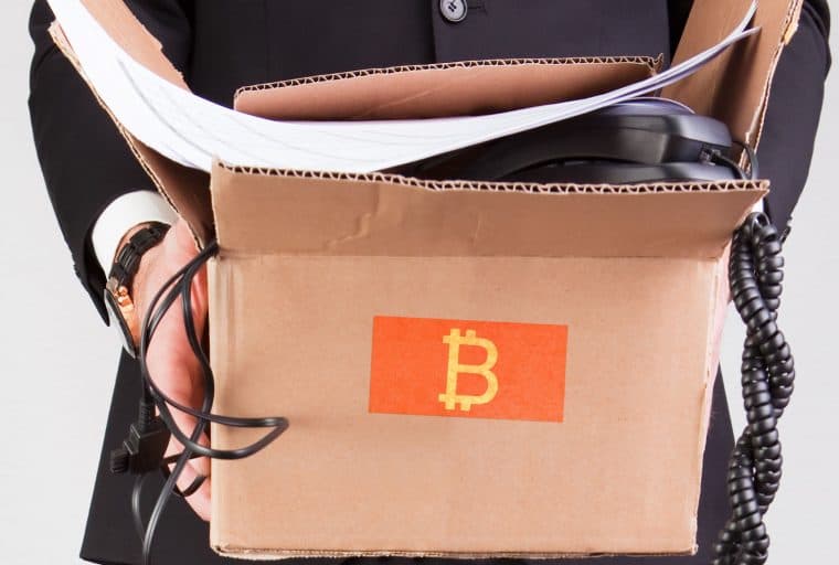 Government Head of IT Department Fired for Mining Bitcoin Using State-Owned Computers in Crimea