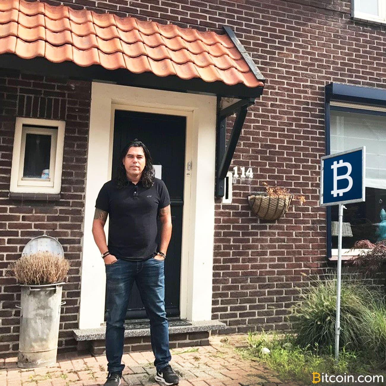 Minimalist Family Sells Everything for Bitcoin Hoping It Pays Off