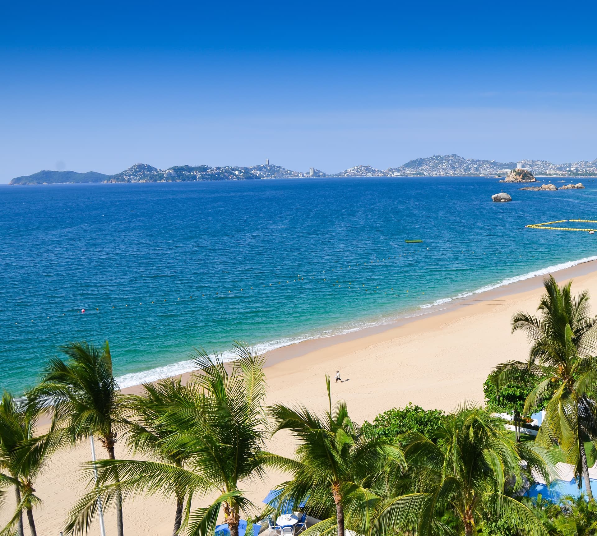 Ron Paul, Tequila, Sun, Fun, and Crypto Coming up at Anarchapulco 2018