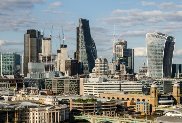 Half of Large British Businesses Hold Stockpiles of Cryptocurrency