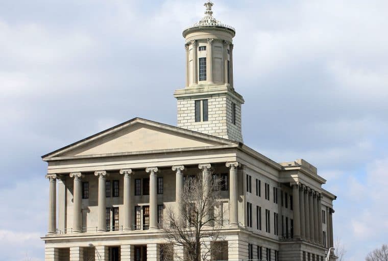 Tennessee Lawmakers Aim to Obstruct Retirement Funds from Cryptos